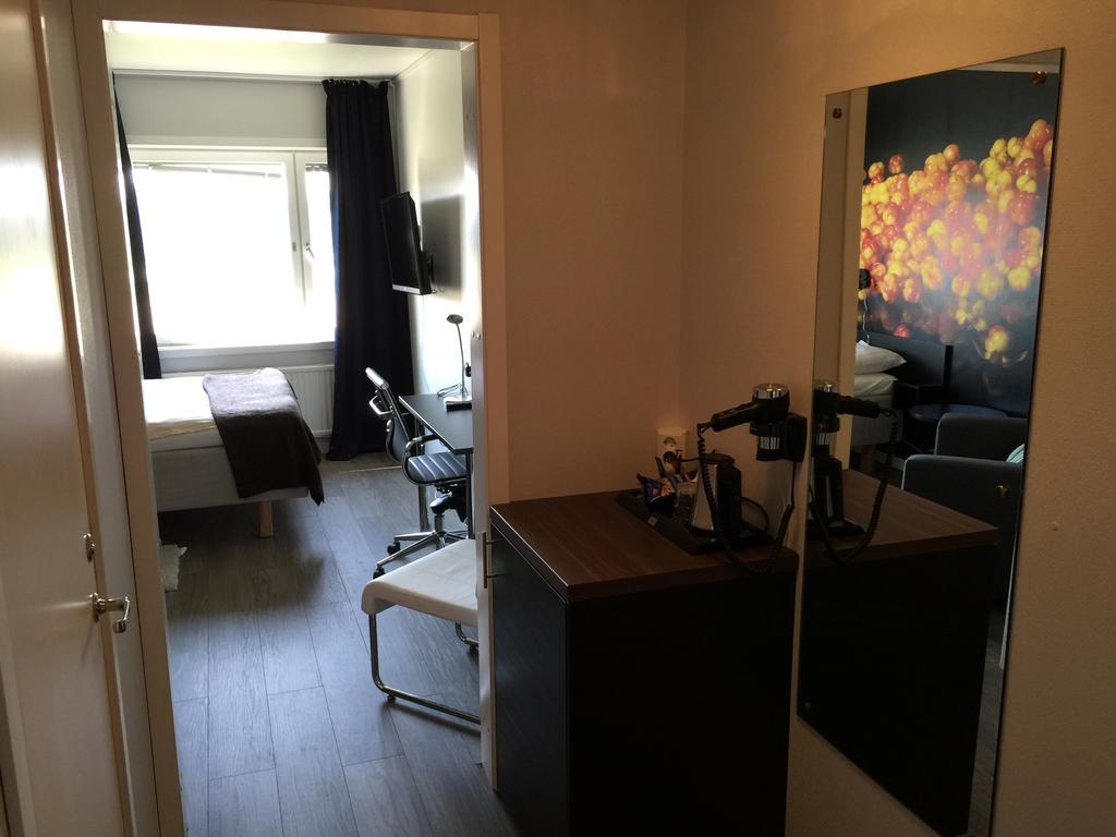 Hotell Smedjan Pajala Habitación foto