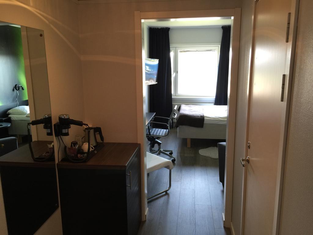 Hotell Smedjan Pajala Habitación foto